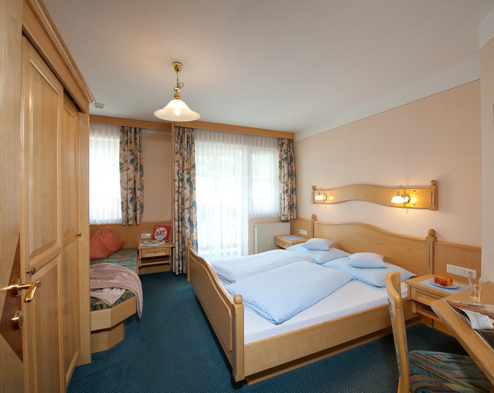 Hotel Angerwirt 克雷纳尔 外观 照片